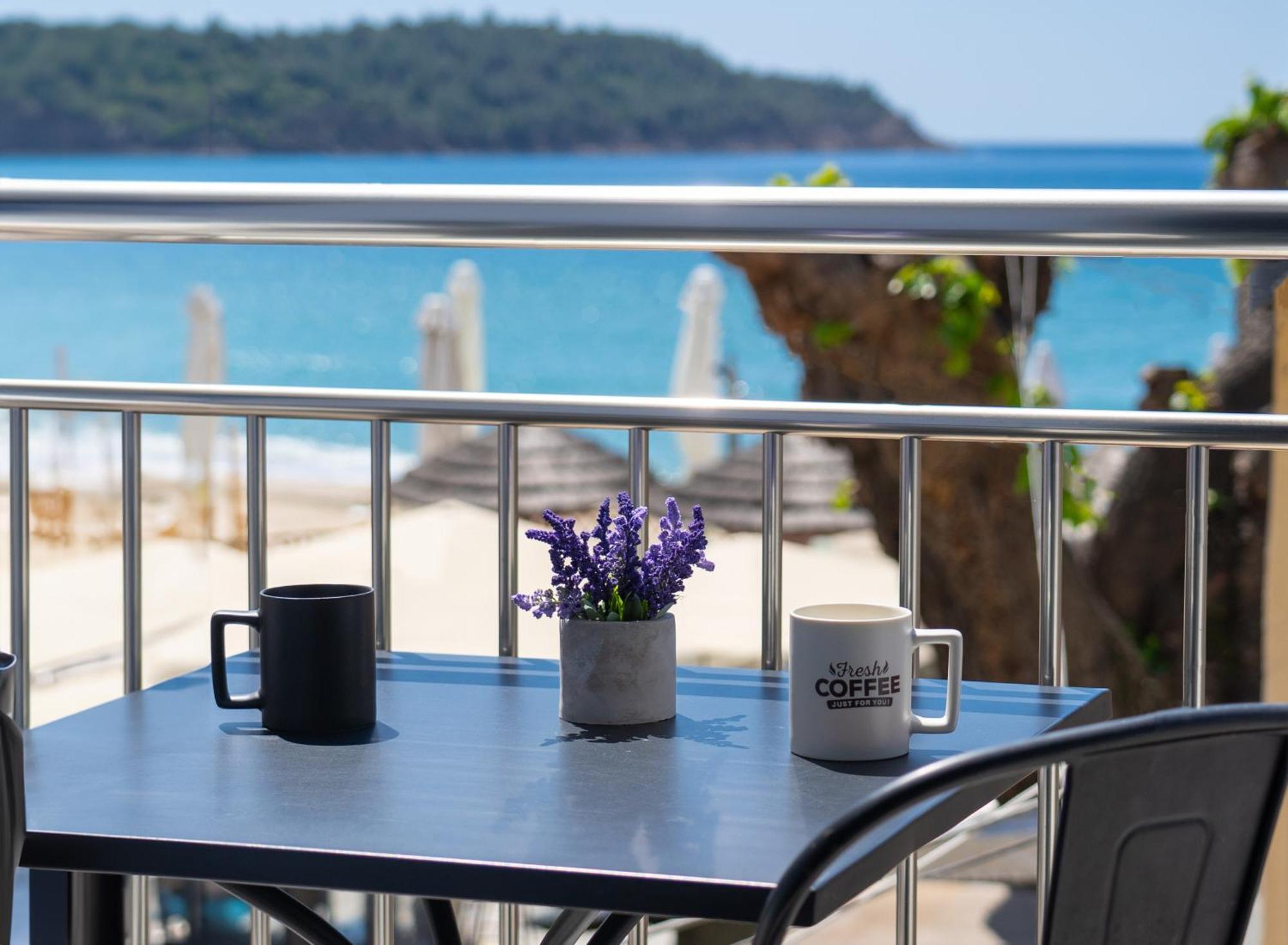 Parilion Suites Potos Exteriér fotografie